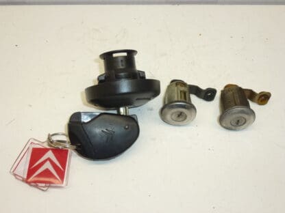 Conjunto de fechaduras + 1 chave Citroën Xsara 4162RY 4162Z4