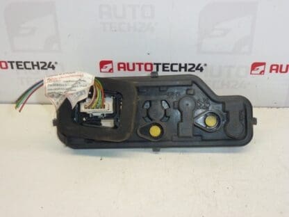 Tomada para luz traseira direita Peugeot 307 SW 6351X2 6351X3