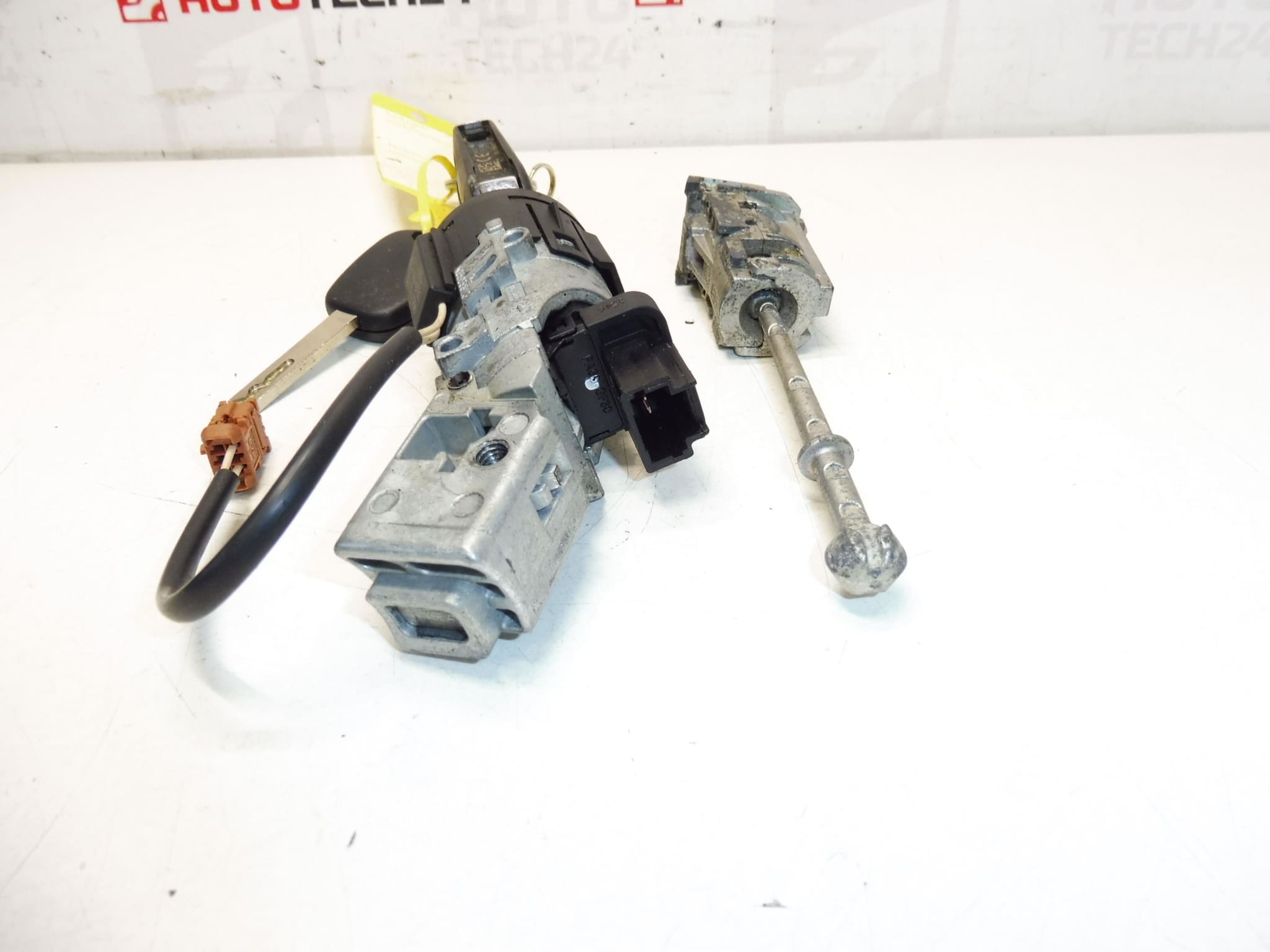 Conjunto de fechaduras mais 2x chave Citroen C-Elysée 9678792780 - Image 2