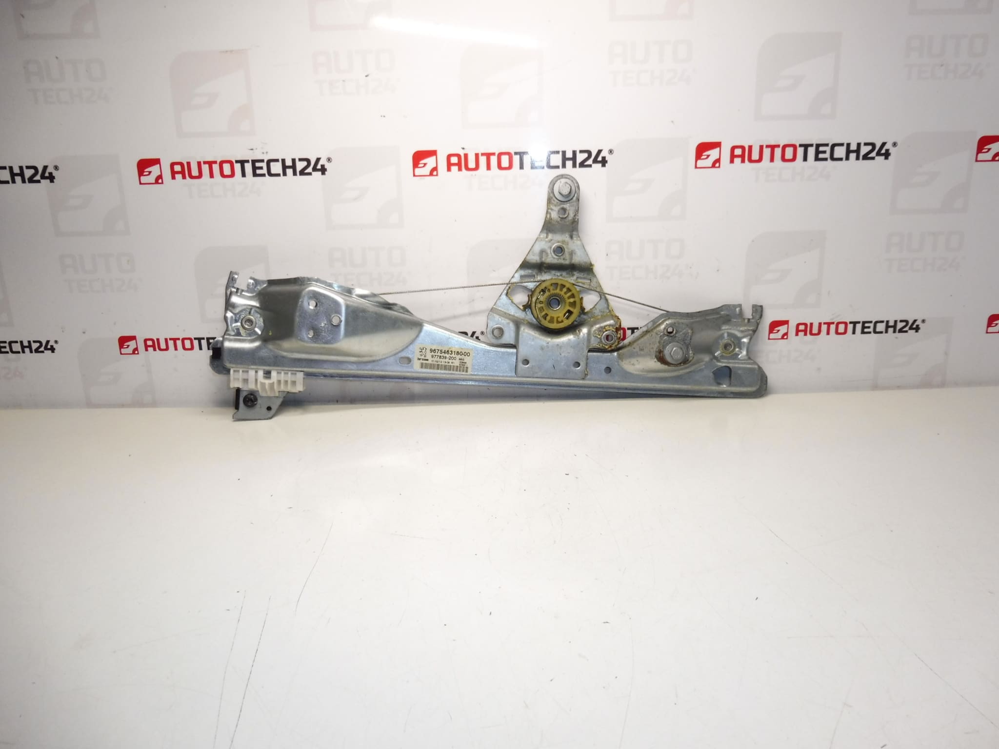 Mecanismo de puxar janela traseira esquerda Peugeot 308 9675463180 9223C9