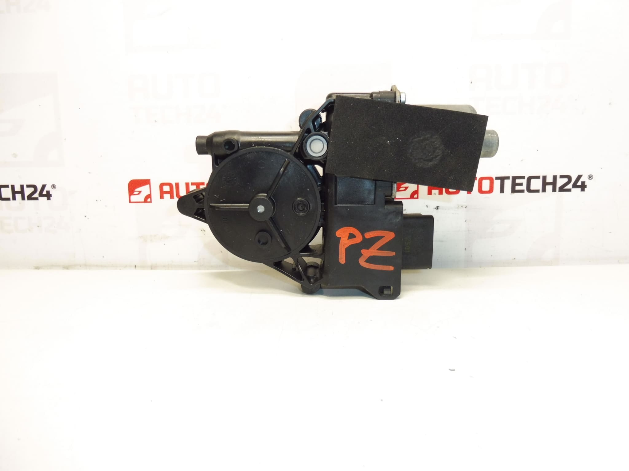 Motor retrator de janela traseira direita Peugeot 308 9675466380