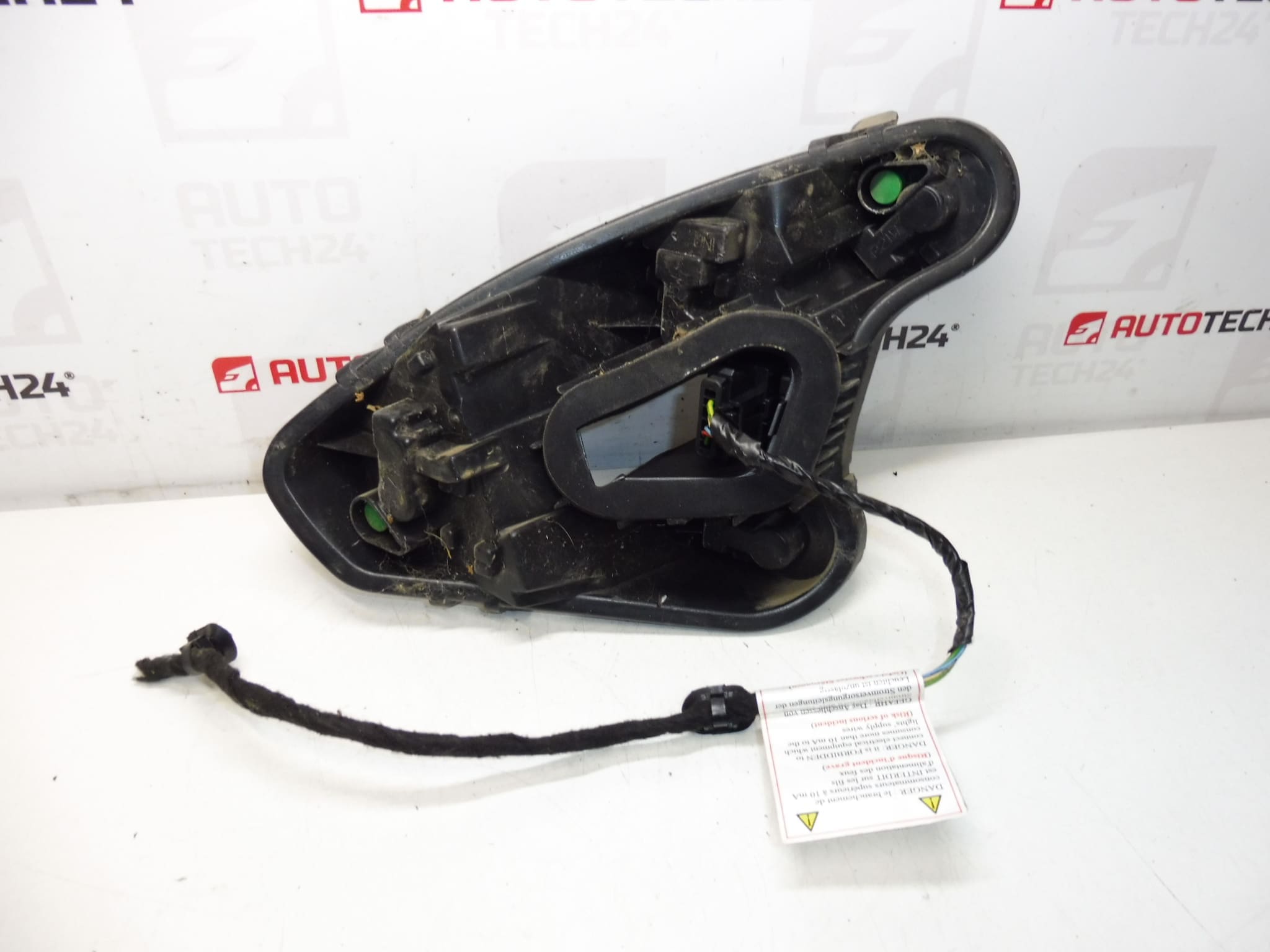 Soquete de lâmpada traseira direita Peugeot 308 Hatchback 1606959180 - Image 2