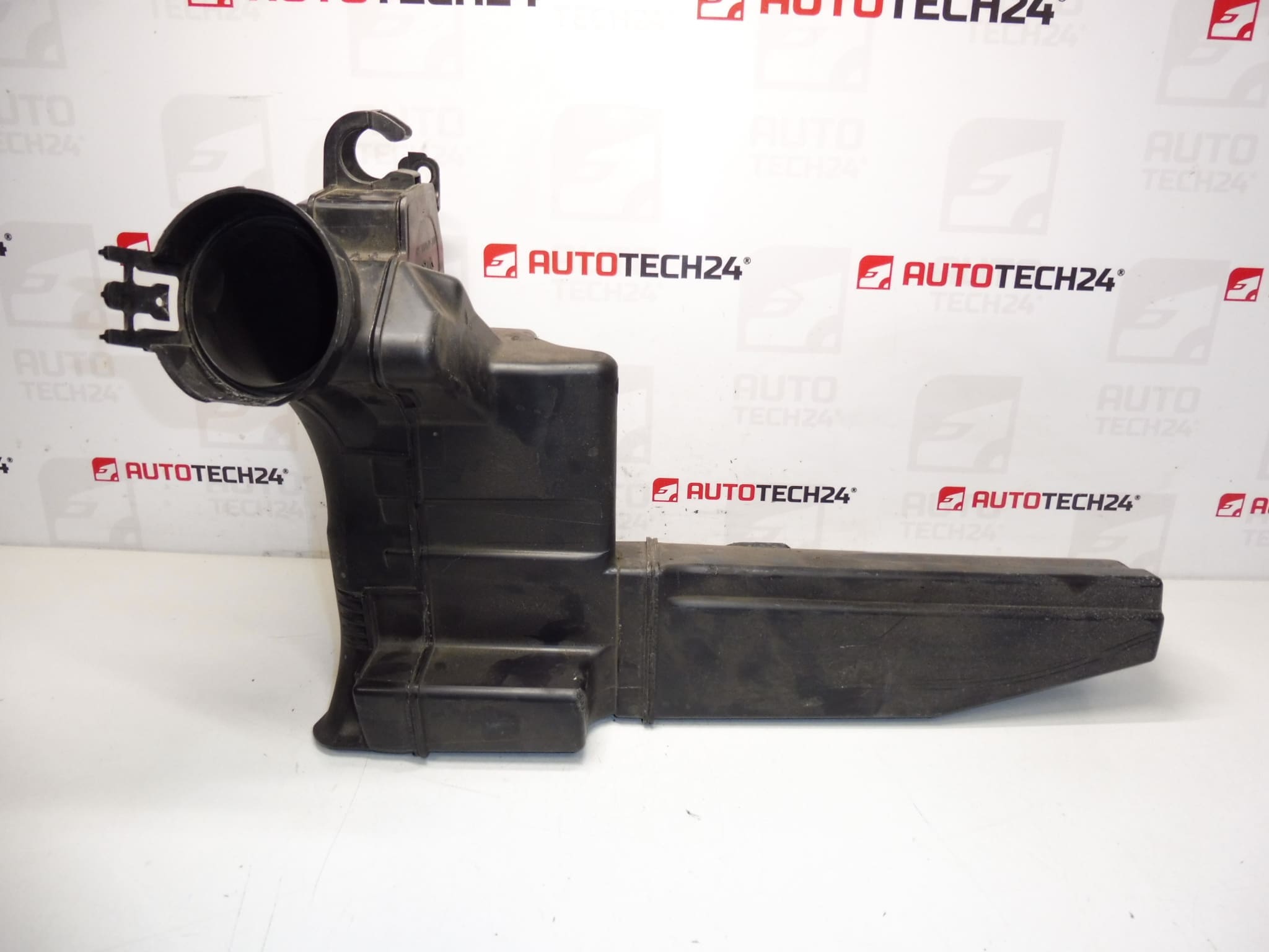 Ressonador de entrada de ar 1.4 VTI 70 kW 8FS Citroën Peugeot 9683339380 1436Q7 - Image 2